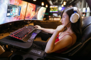 female gamer